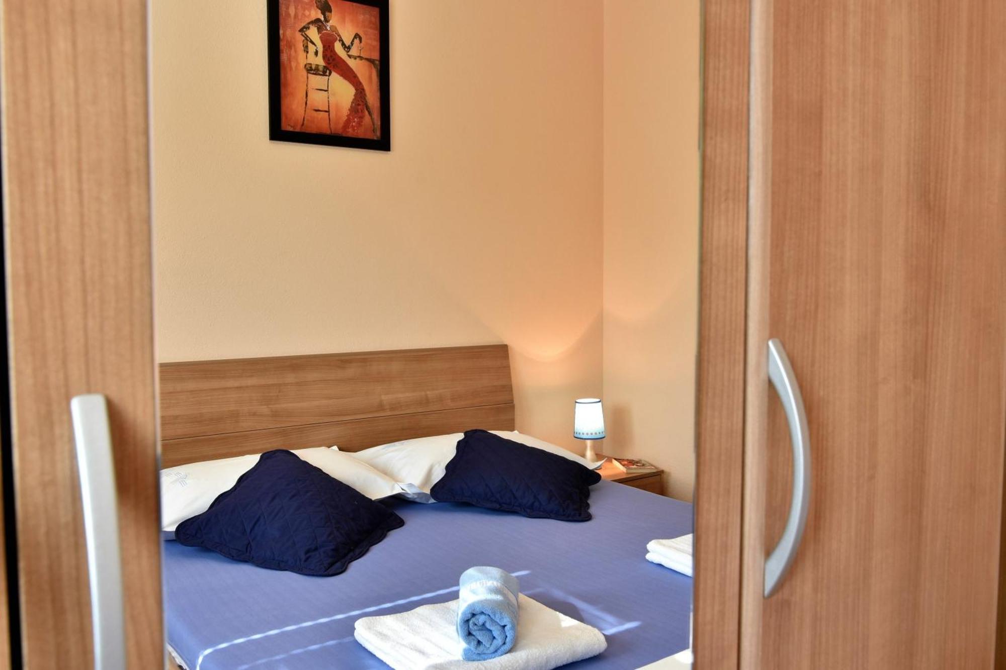 Apartmani Natasa Nino Jezera, Murter חדר תמונה