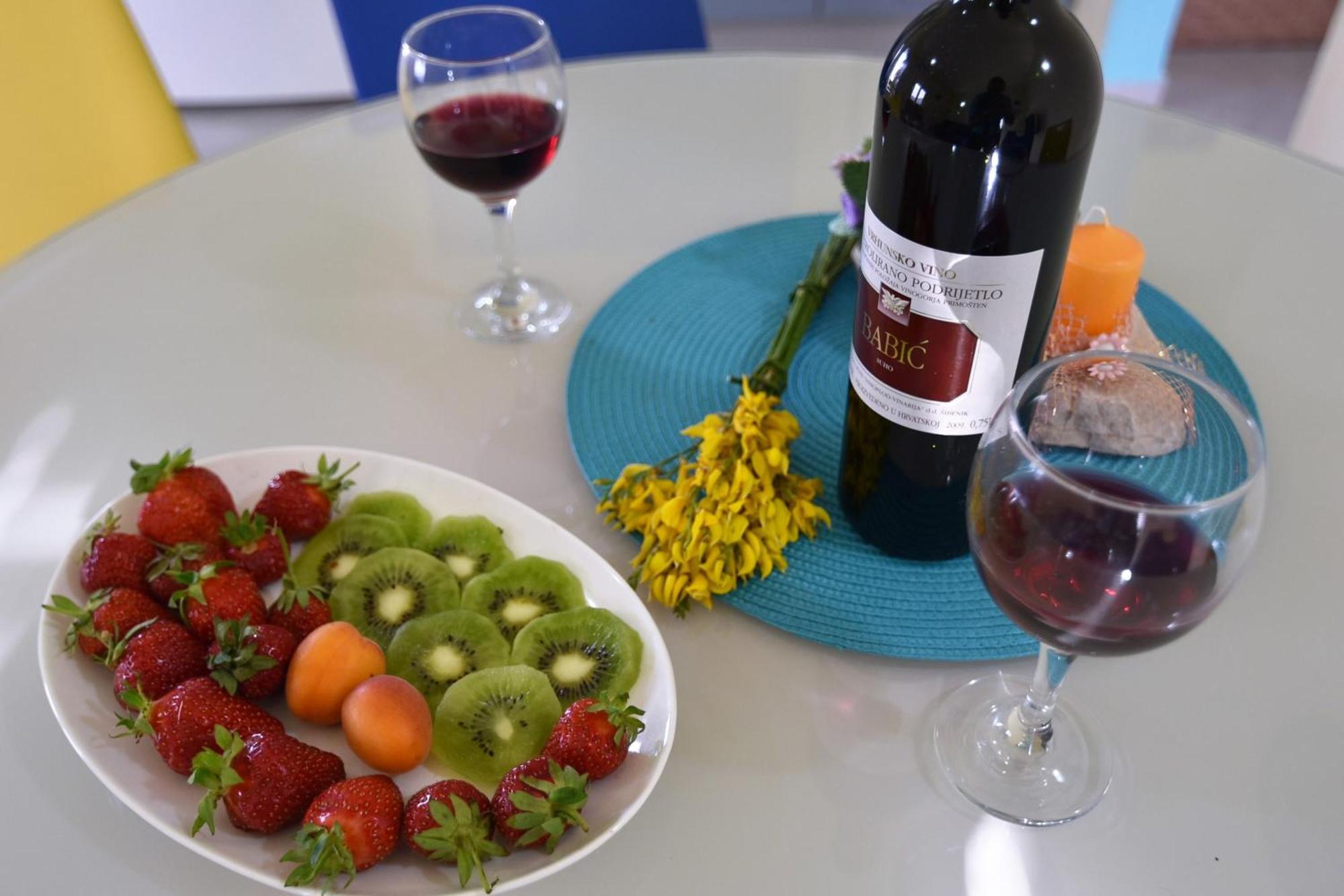 Apartmani Natasa Nino Jezera, Murter חדר תמונה