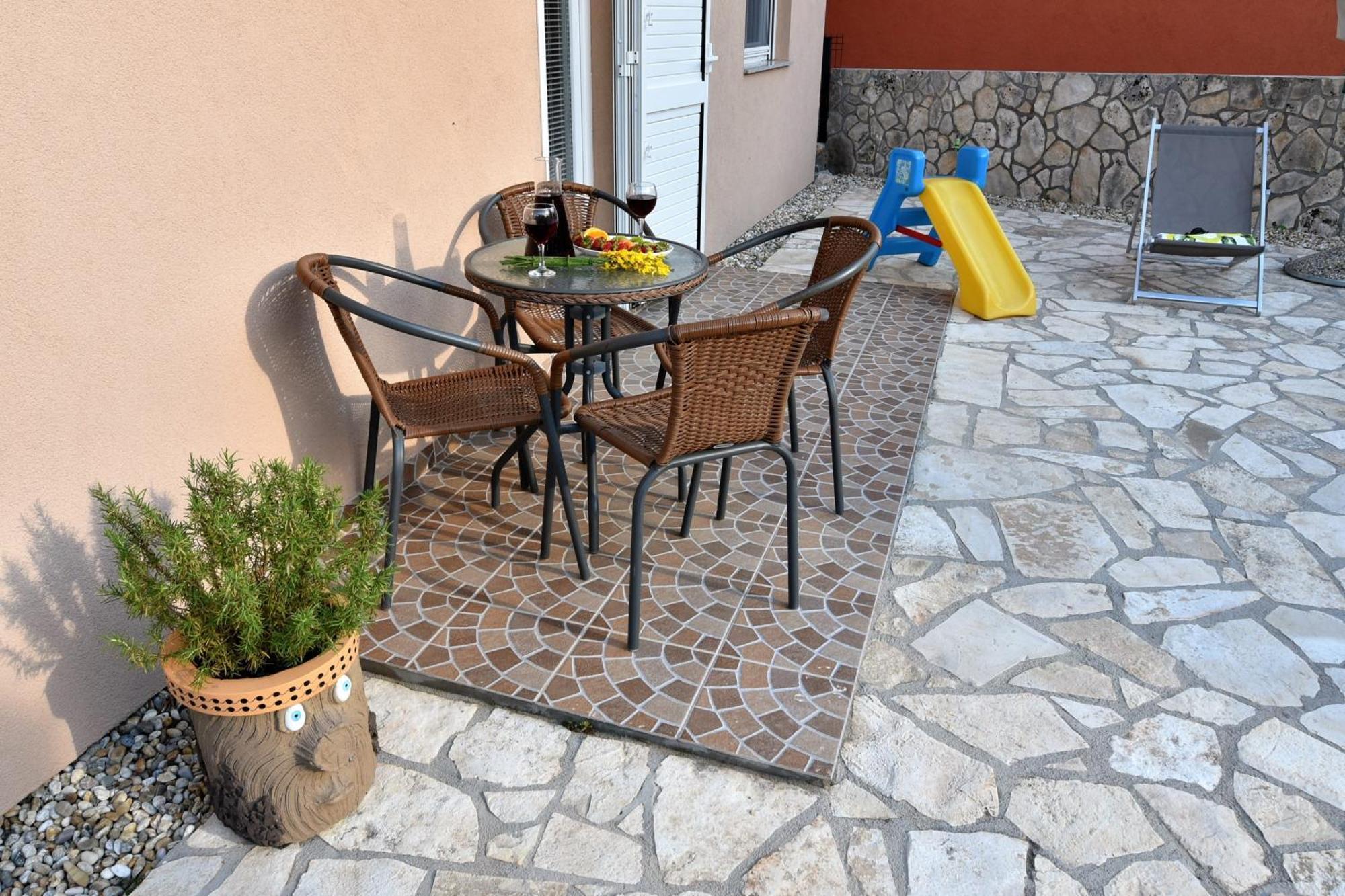 Apartmani Natasa Nino Jezera, Murter חדר תמונה
